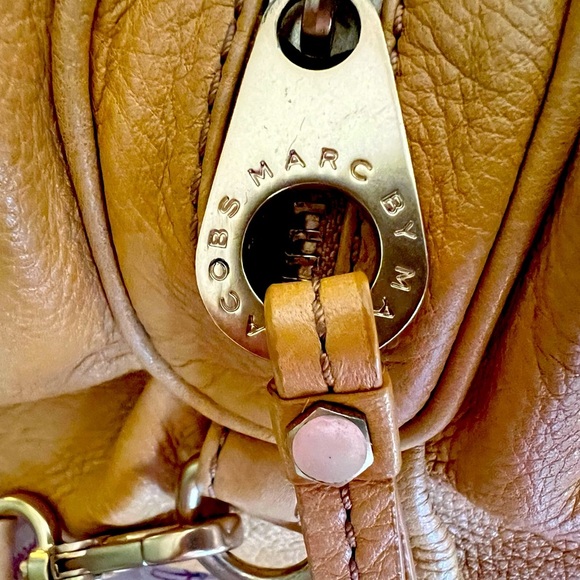 Marc by Marc Jacobs Goldenrod Yellow Purse w/Signature Lining - Picture 8 of 10